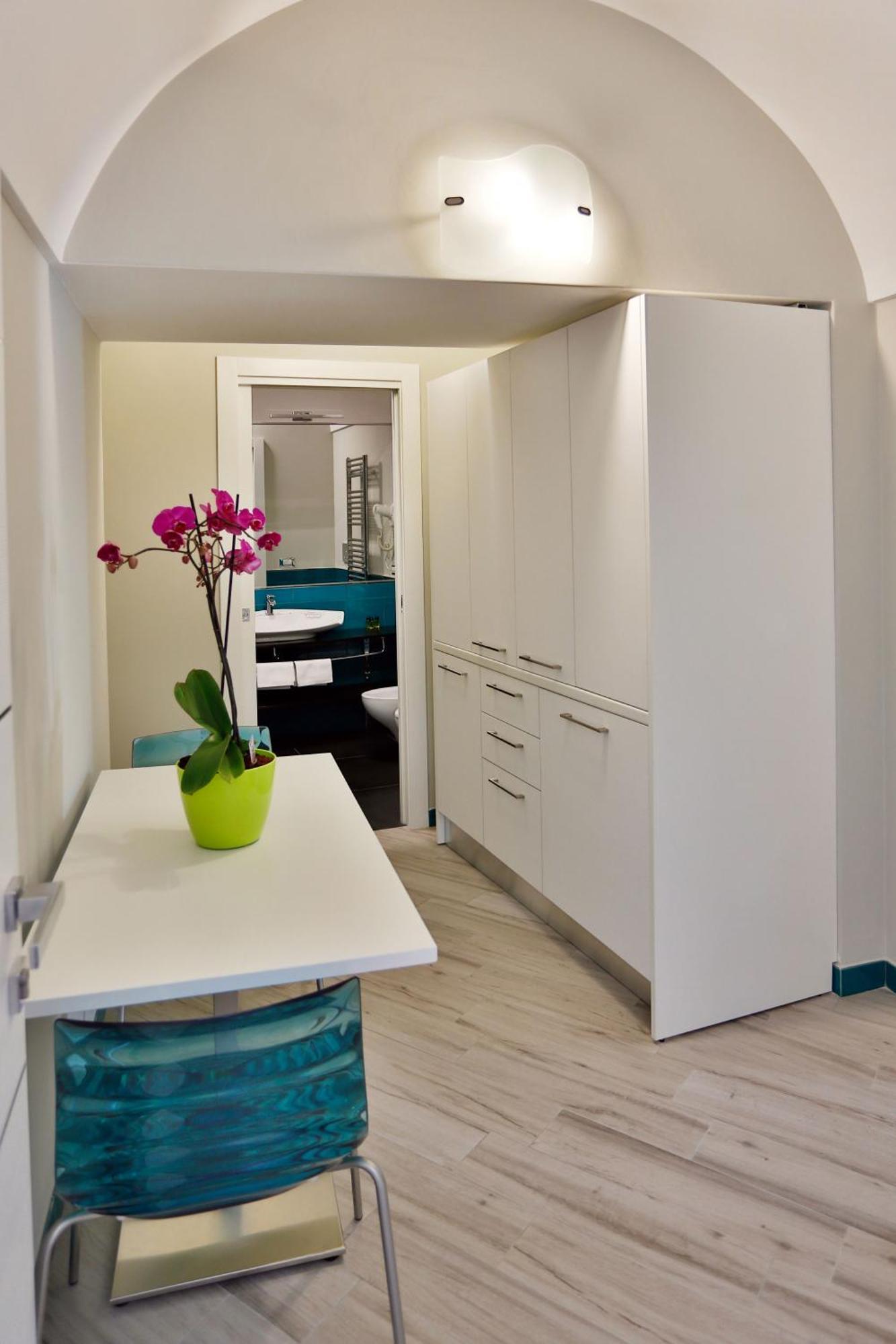 Amalfi Apartments Design Centro Storico Luaran gambar